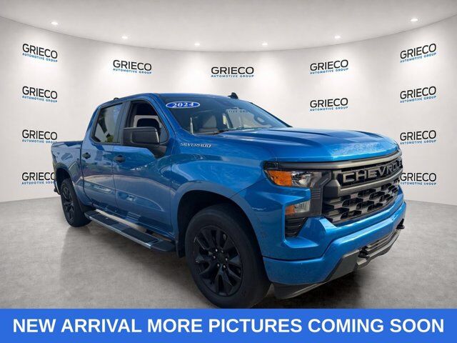 2024 Chevrolet Silverado 1500 Custom — photo 1 of 12
