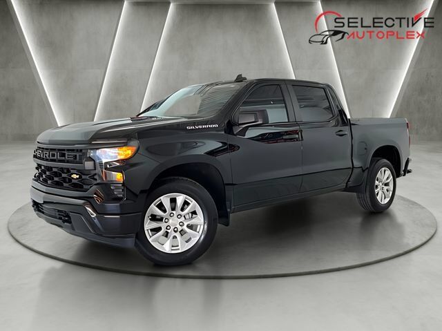 2022 Chevrolet Silverado 1500 Custom