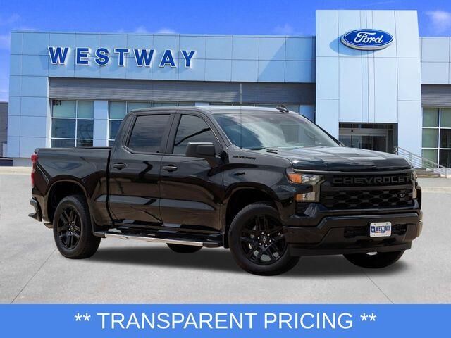 2026 Chevrolet Silverado 1500 Custom — photo 1 of 13