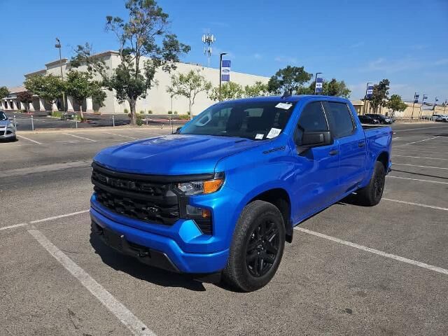 2025 Chevrolet Silverado 1500 Custom — photo 1 of 26