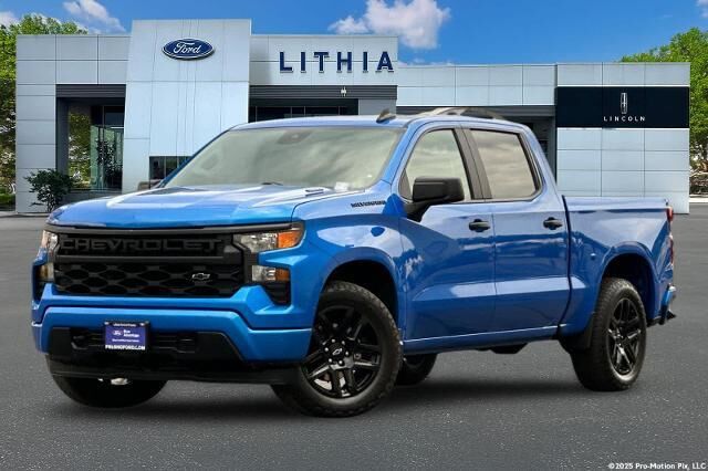 2025 Chevrolet Silverado 1500 Custom