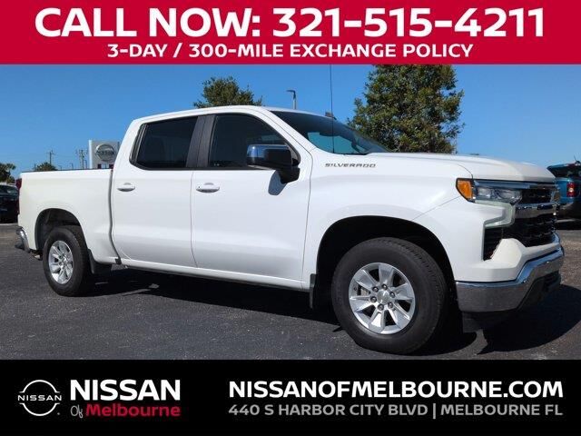 2025 Chevrolet Silverado 1500 LT — photo 1 of 13