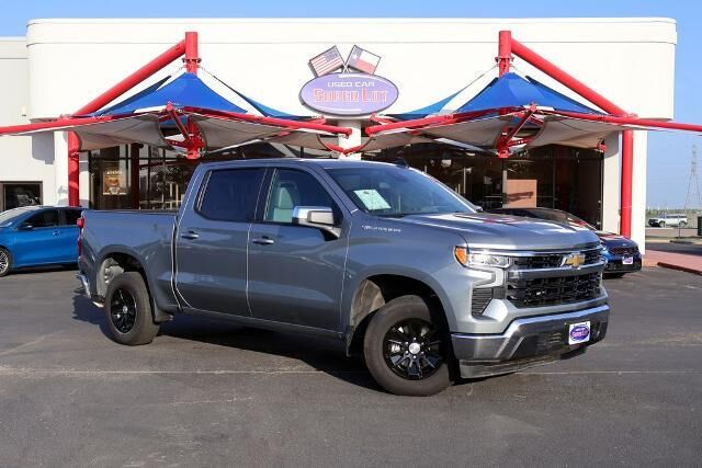 2026 Chevrolet Silverado 1500 LT — photo 1 of 13