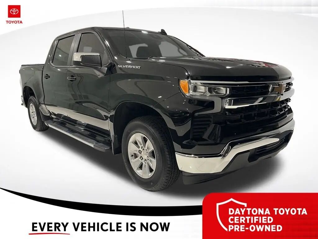 2024 Chevrolet Silverado 1500 LT — photo 1 of 13