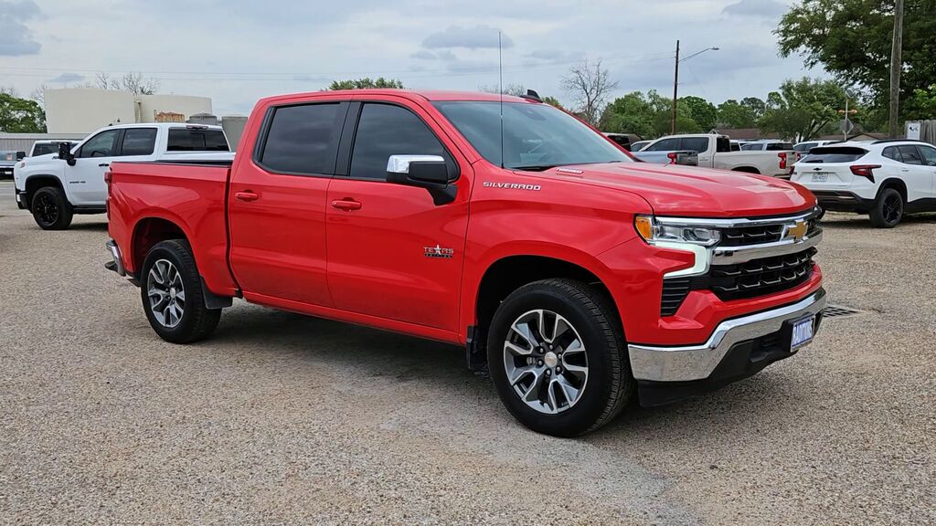 2026 Chevrolet Silverado 1500 LT — photo 1 of 7