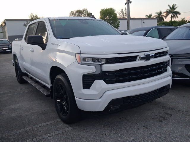 2025 Chevrolet Silverado 1500 RST — photo 1 of 2