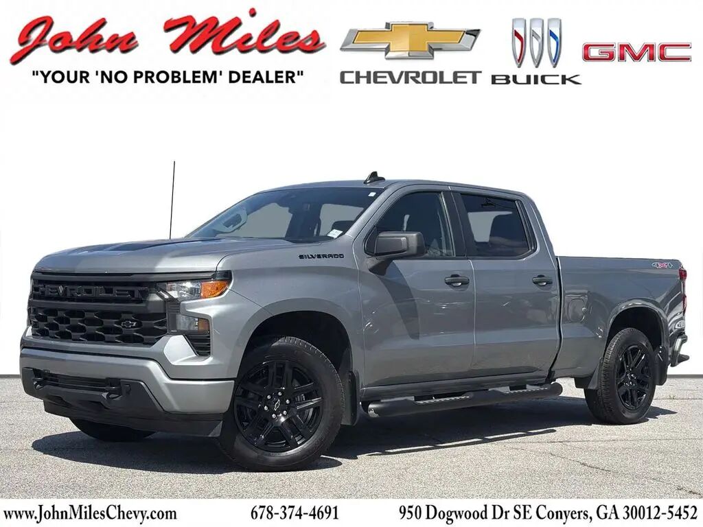 2024 Chevrolet Silverado 1500 Custom — photo 1 of 12