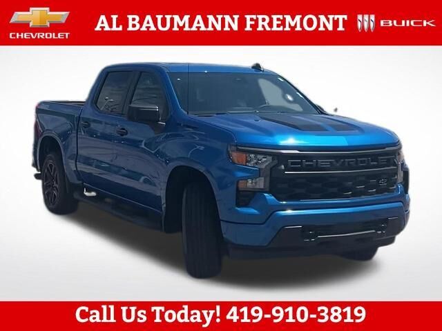 2023 Chevrolet Silverado 1500 Custom — photo 1 of 13