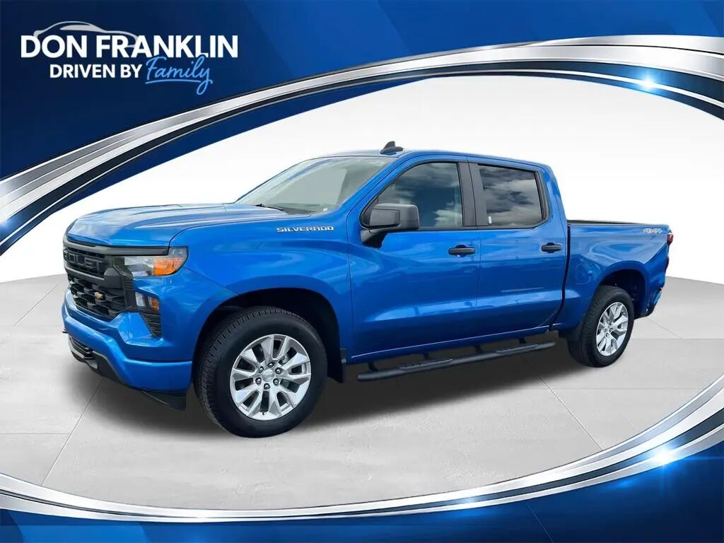 2024 Chevrolet Silverado 1500 Custom — photo 1 of 14