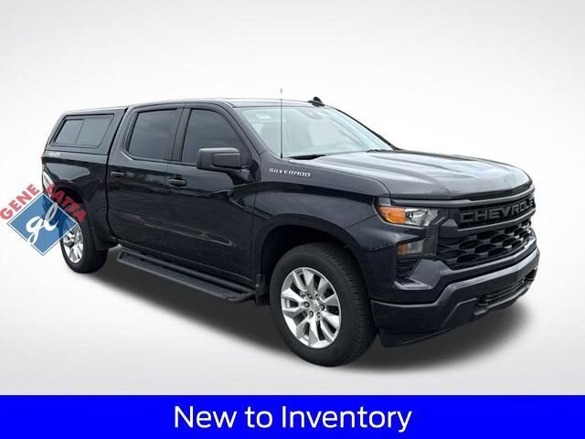2023 Chevrolet Silverado 1500 Custom — photo 1 of 28