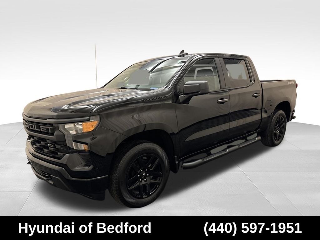 2023 Chevrolet Silverado 1500 Custom — photo 1 of 14