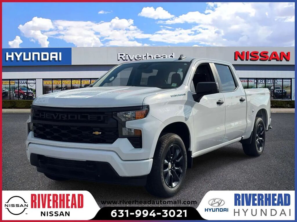 2023 Chevrolet Silverado 1500 Custom — photo 1 of 13