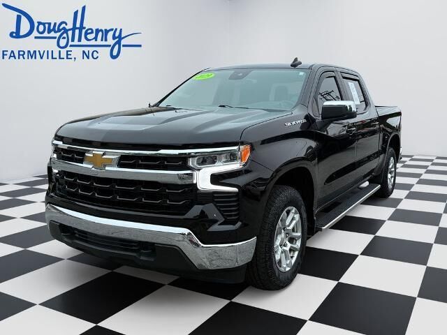 2023 Chevrolet Silverado 1500 LT — photo 1 of 13