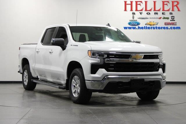 2023 Chevrolet Silverado 1500 LT — photo 1 of 13