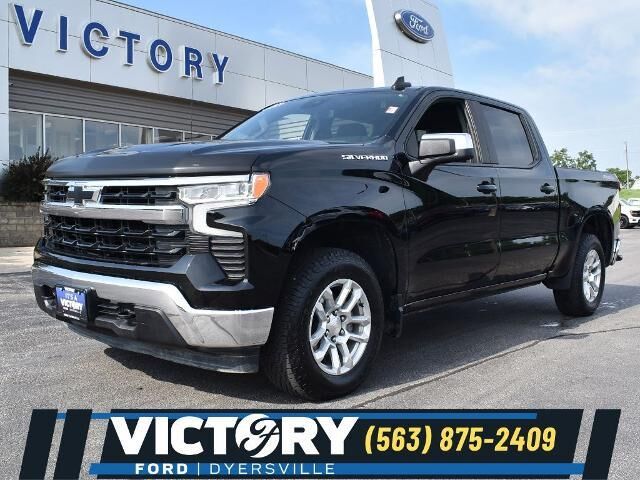 2023 Chevrolet Silverado 1500 LT — photo 1 of 26