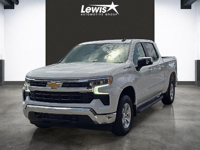 2023 Chevrolet Silverado 1500 LT — photo 1 of 39