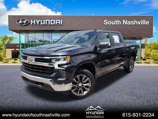 2023 Chevrolet Silverado 1500 LT — photo 1 of 13