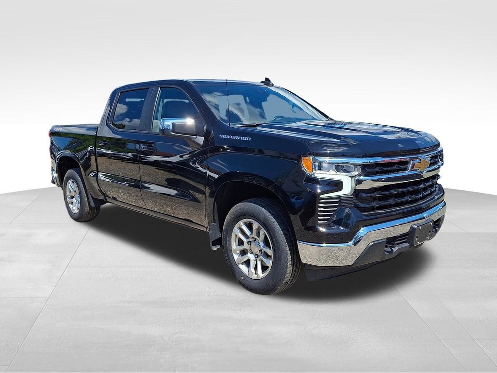 2023 Chevrolet Silverado 1500 LT — photo 1 of 13