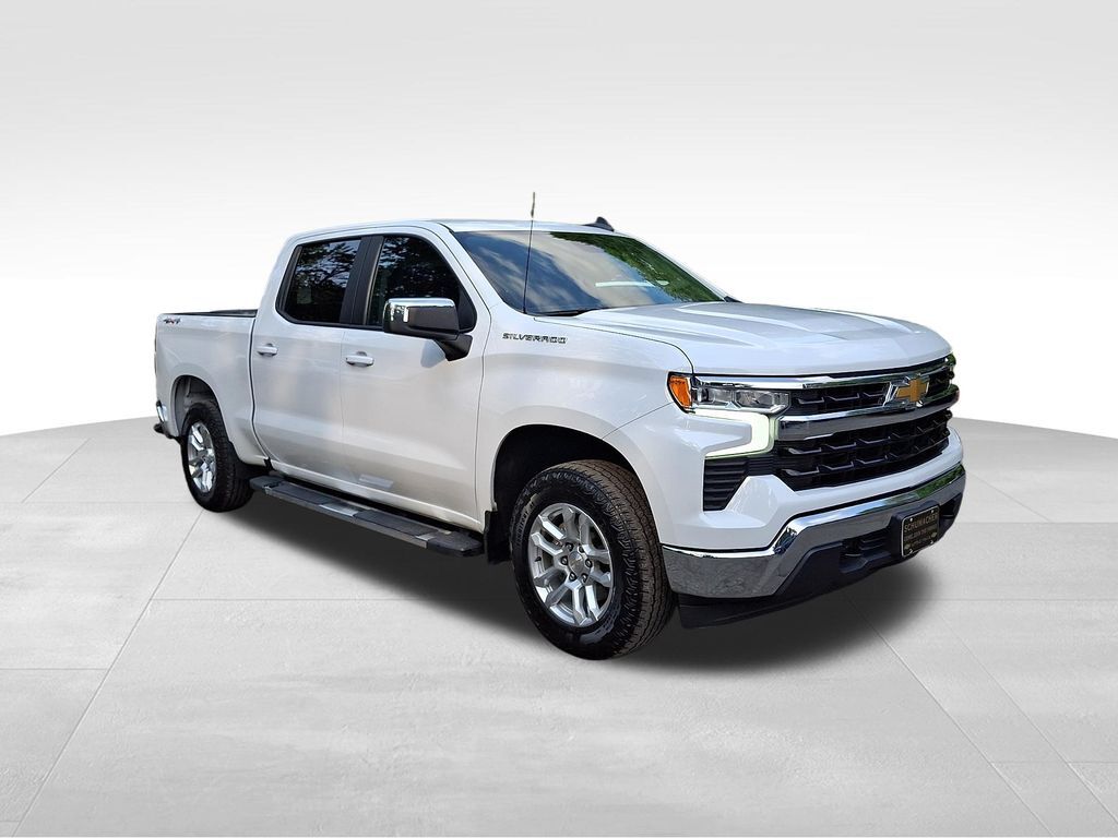 2024 Chevrolet Silverado 1500 LT — photo 1 of 13