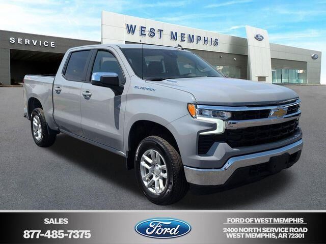 2024 Chevrolet Silverado 1500 LT — photo 1 of 26