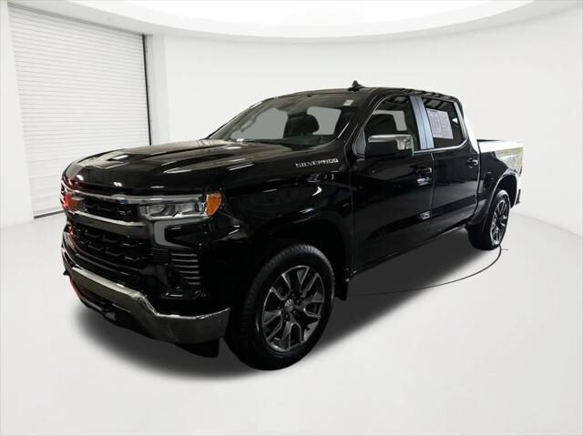 2023 Chevrolet Silverado 1500 LT — photo 1 of 65