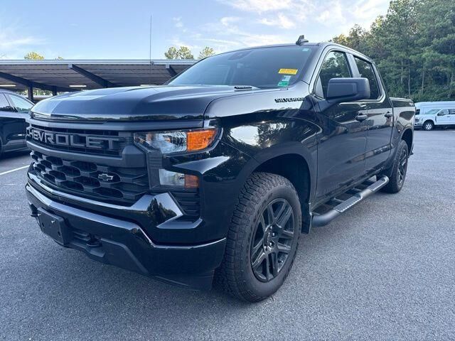 2026 Chevrolet Silverado 1500 Custom — photo 1 of 26