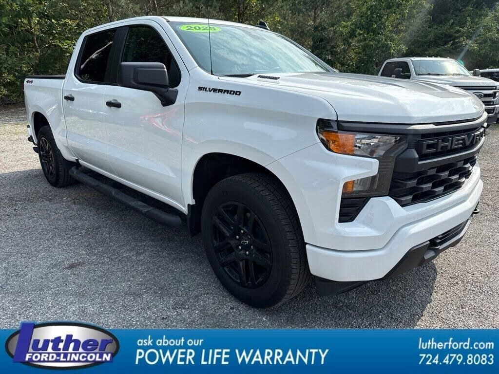 2025 Chevrolet Silverado 1500 Custom — photo 1 of 2