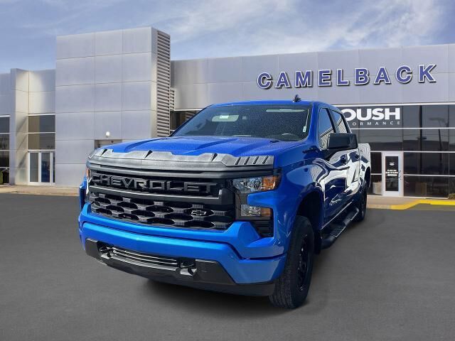 2025 Chevrolet Silverado 1500 Custom