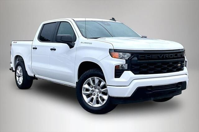 2025 Chevrolet Silverado 1500 Custom — photo 1 of 13