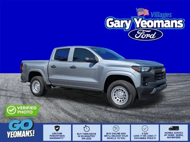 2025 Chevrolet Colorado Work Truck — photo 1 of 13