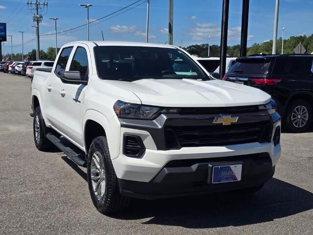 2025 Chevrolet Colorado Work Truck