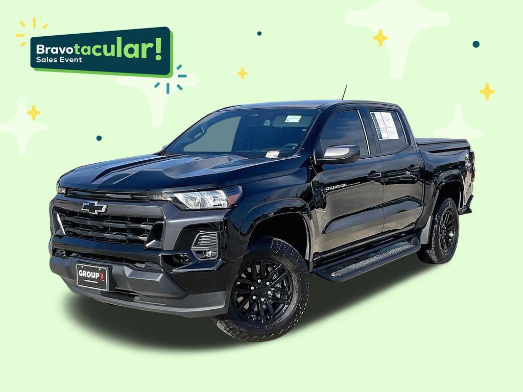 2024 Chevrolet Colorado LT — photo 1 of 6