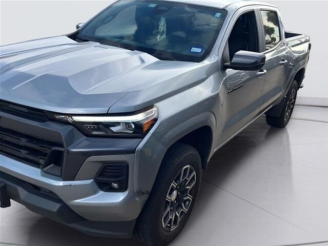 2024 Chevrolet Colorado LT — photo 1 of 9