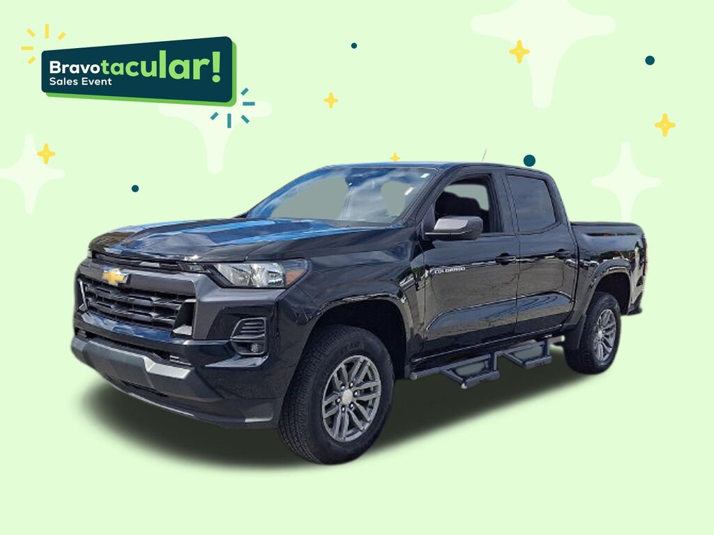 2024 Chevrolet Colorado LT — photo 1 of 7
