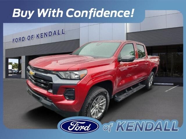 2025 Chevrolet Colorado LT — photo 1 of 13