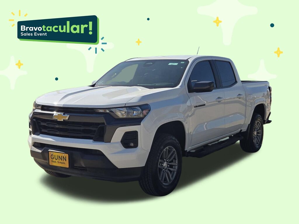 2024 Chevrolet Colorado LT — photo 1 of 7