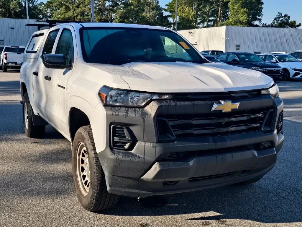 2024 Chevrolet Colorado Work Truck — photo 1 of 13
