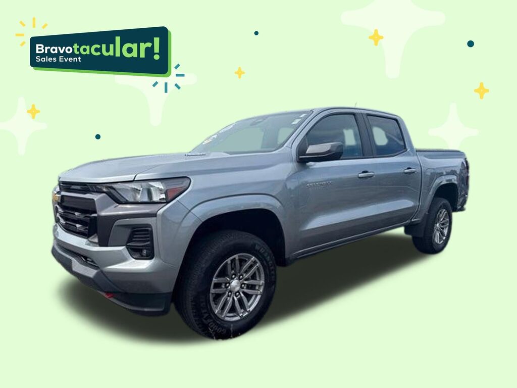 2023 Chevrolet Colorado 4WD LT — photo 1 of 6