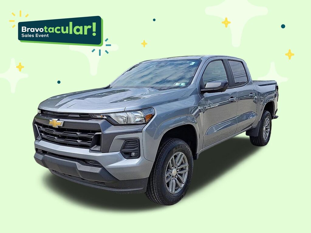 2024 Chevrolet Colorado LT — photo 1 of 7