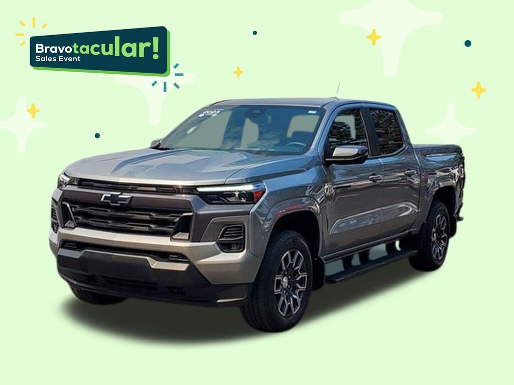 2023 Chevrolet Colorado 4WD LT — photo 1 of 6