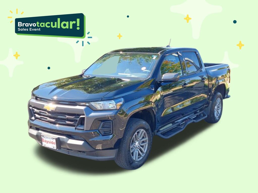 2025 Chevrolet Colorado WT/LT — photo 1 of 6