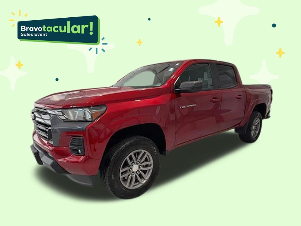 2023 Chevrolet Colorado 4WD LT — photo 1 of 6