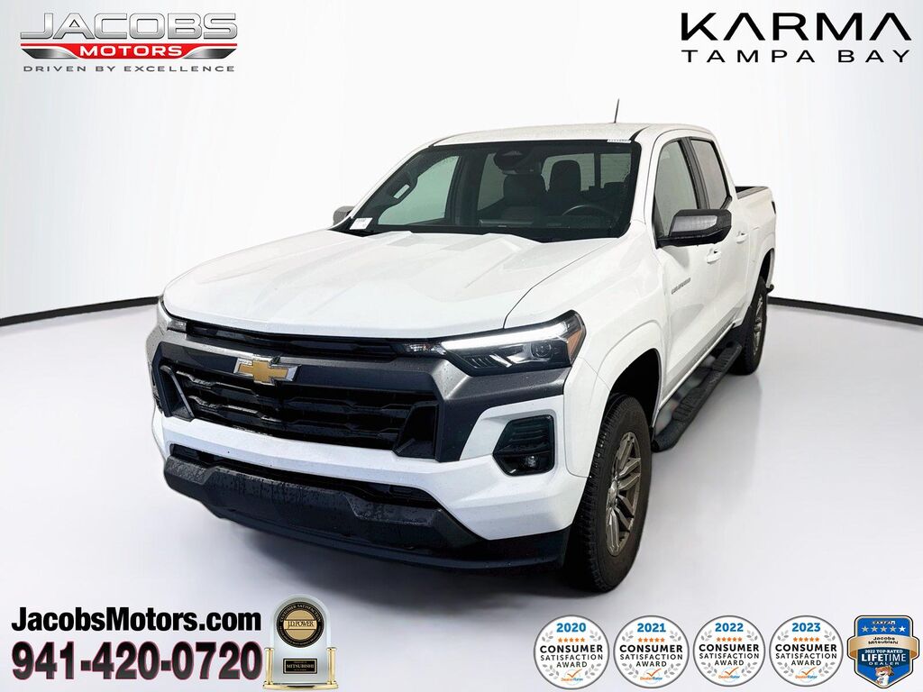 2024 Chevrolet Colorado 4WD LT — photo 1 of 13