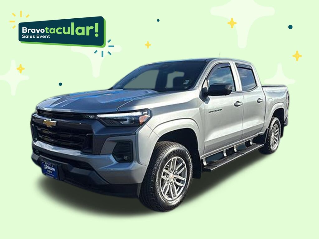 2025 Chevrolet Colorado WT/LT — photo 1 of 6