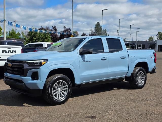 2025 Chevrolet Colorado LT