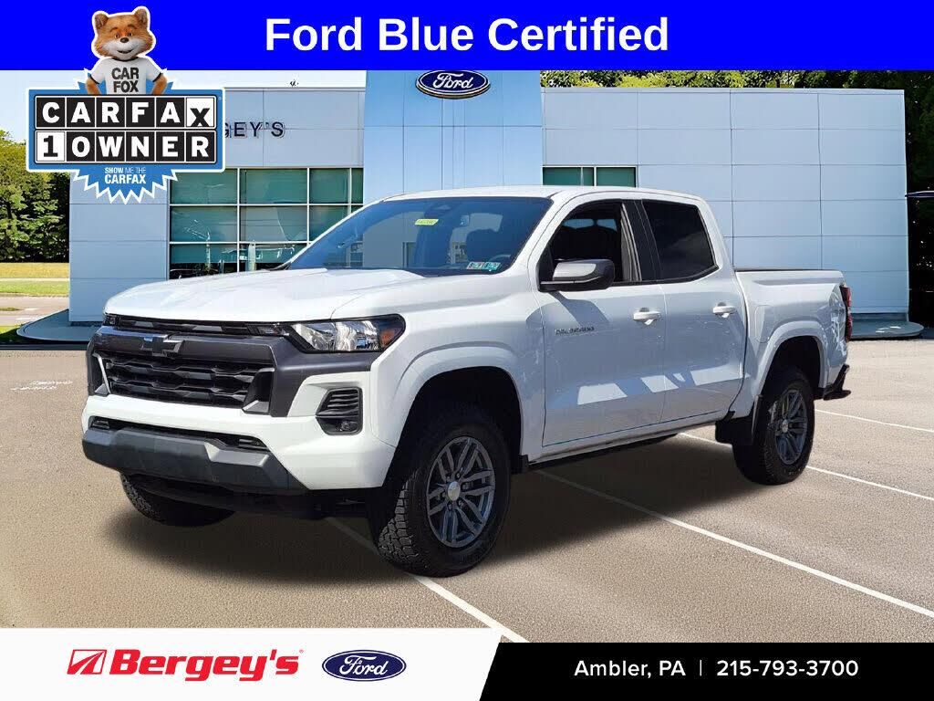 2023 Chevrolet Colorado LT — photo 1 of 1