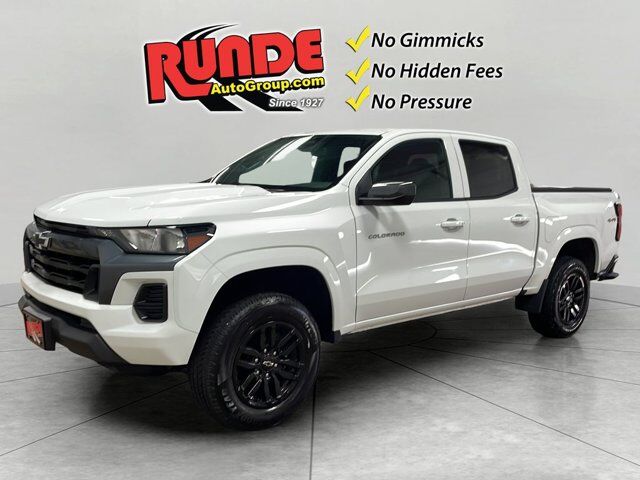2026 Chevrolet Colorado 4WD LT — photo 1 of 12