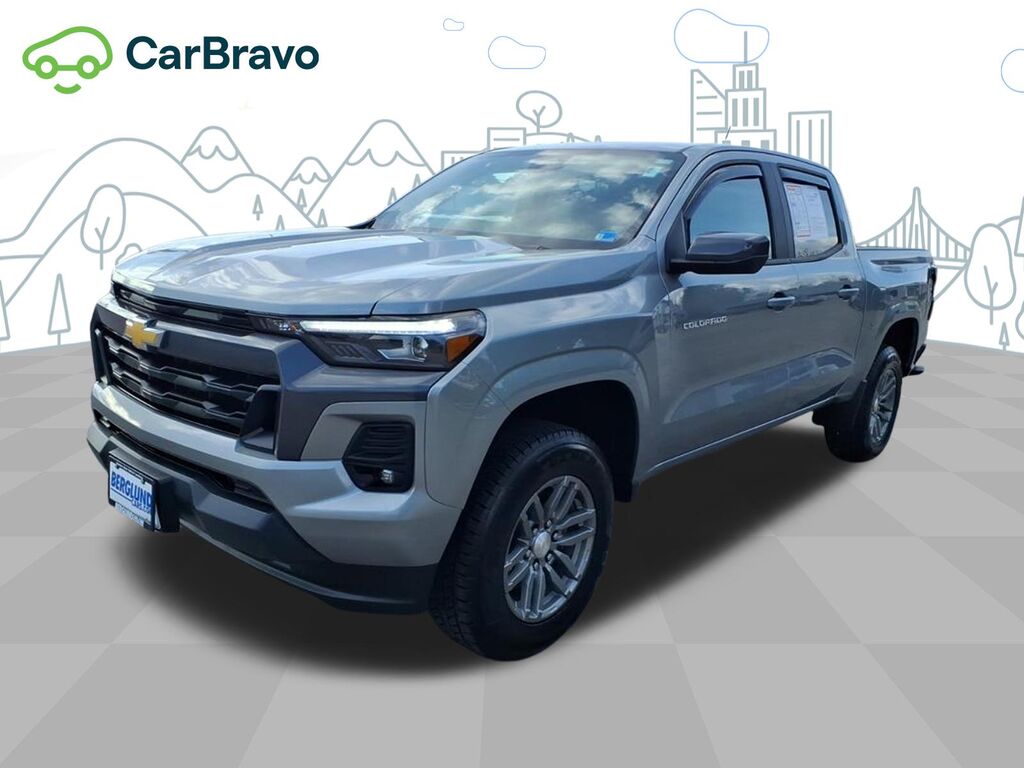 2024 Chevrolet Colorado LT — photo 1 of 7