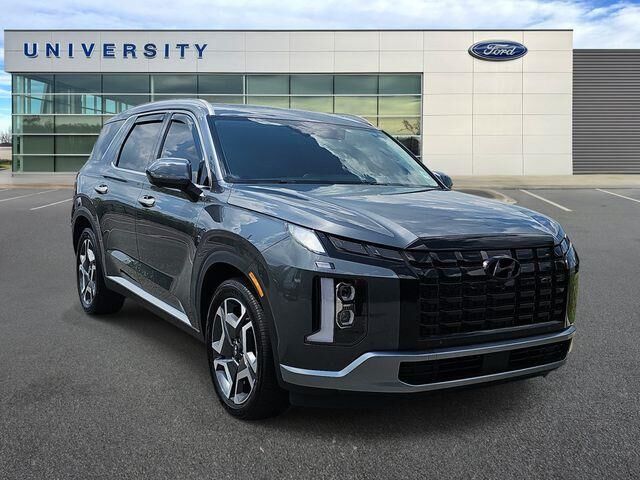 2023 Chevrolet Colorado Z71 — photo 1 of 26