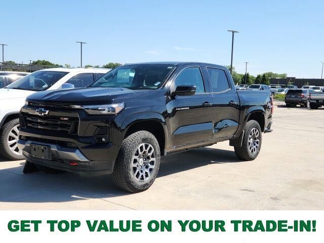 2023 Chevrolet Colorado Z71 — photo 1 of 42